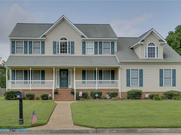 129 Bradley Drive, Yorktown, VA 23692