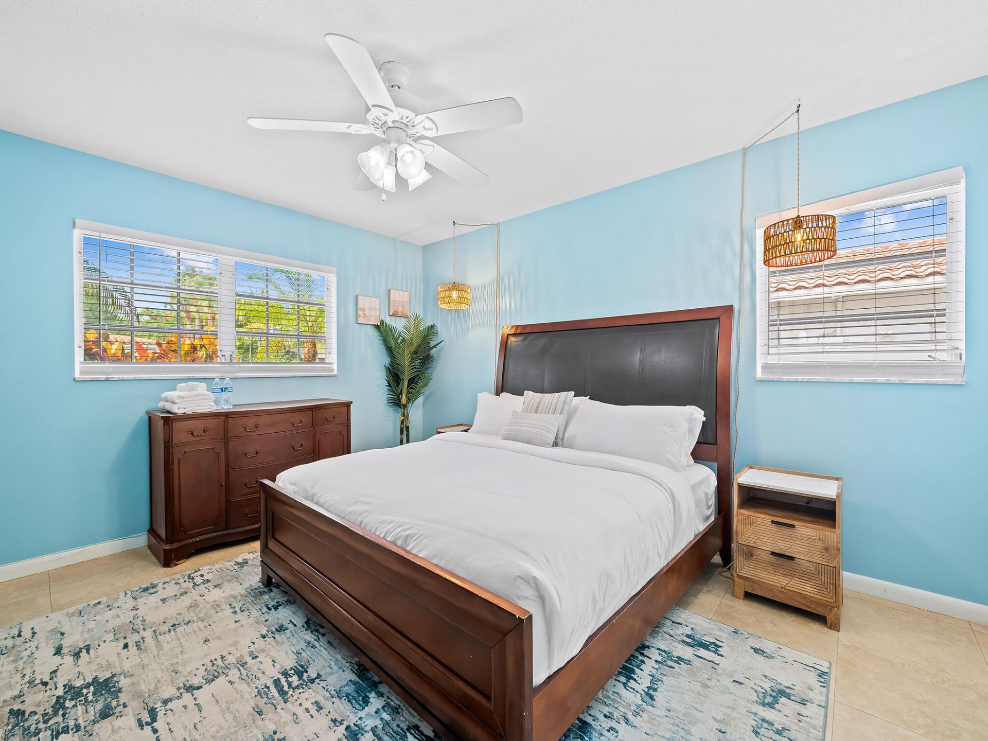 3240 Spanish River Drive, Lauderdale by the Sea, FL 33062 Photo