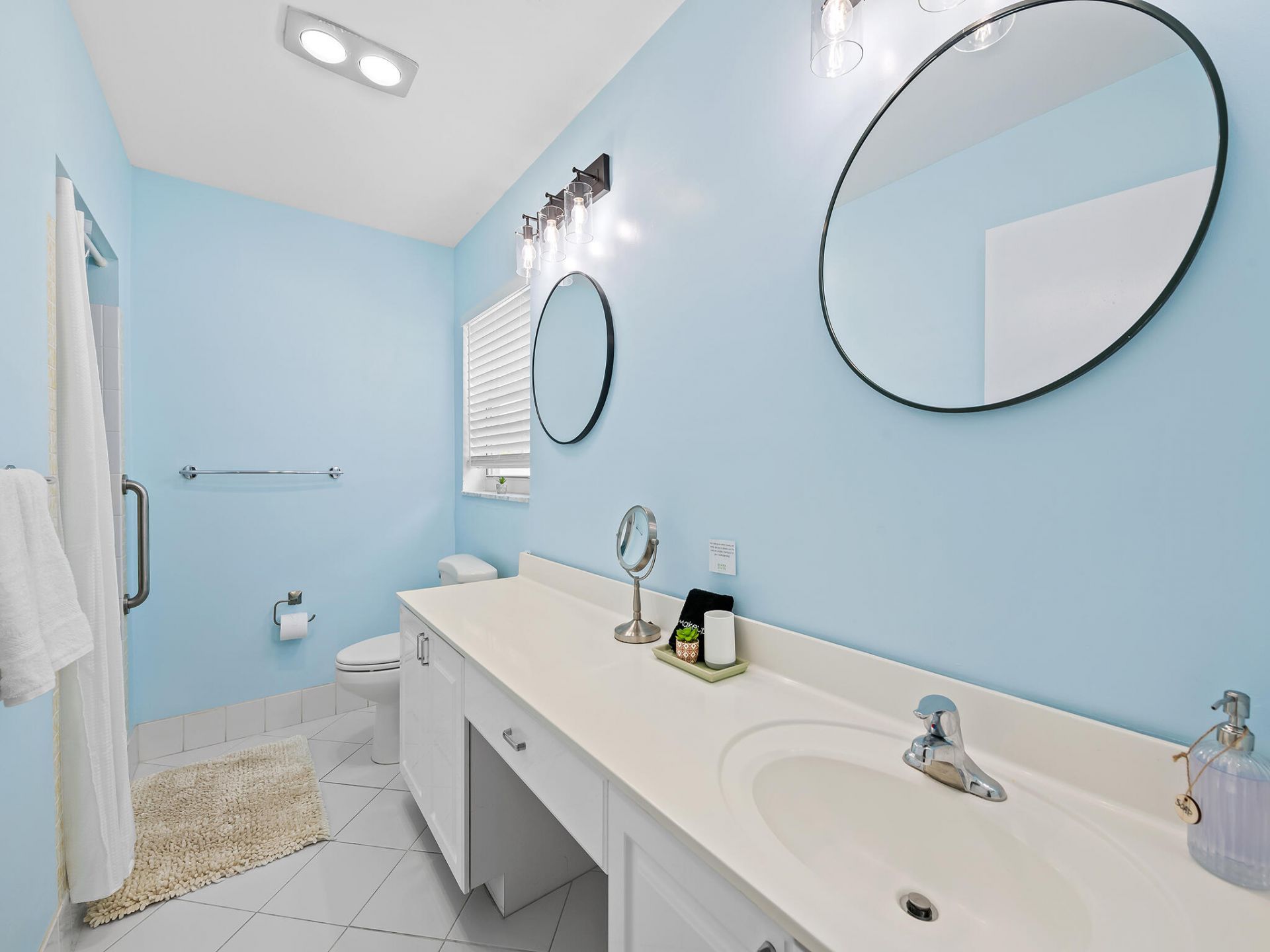 3240 Spanish River Drive, Lauderdale by the Sea, FL 33062 Photo