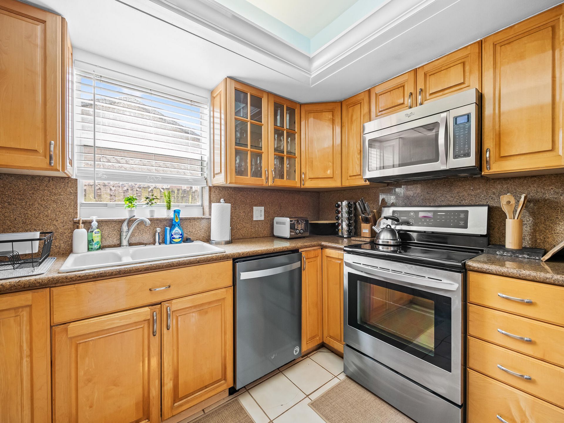 3240 Spanish River Drive, Lauderdale by the Sea, FL 33062 Photo