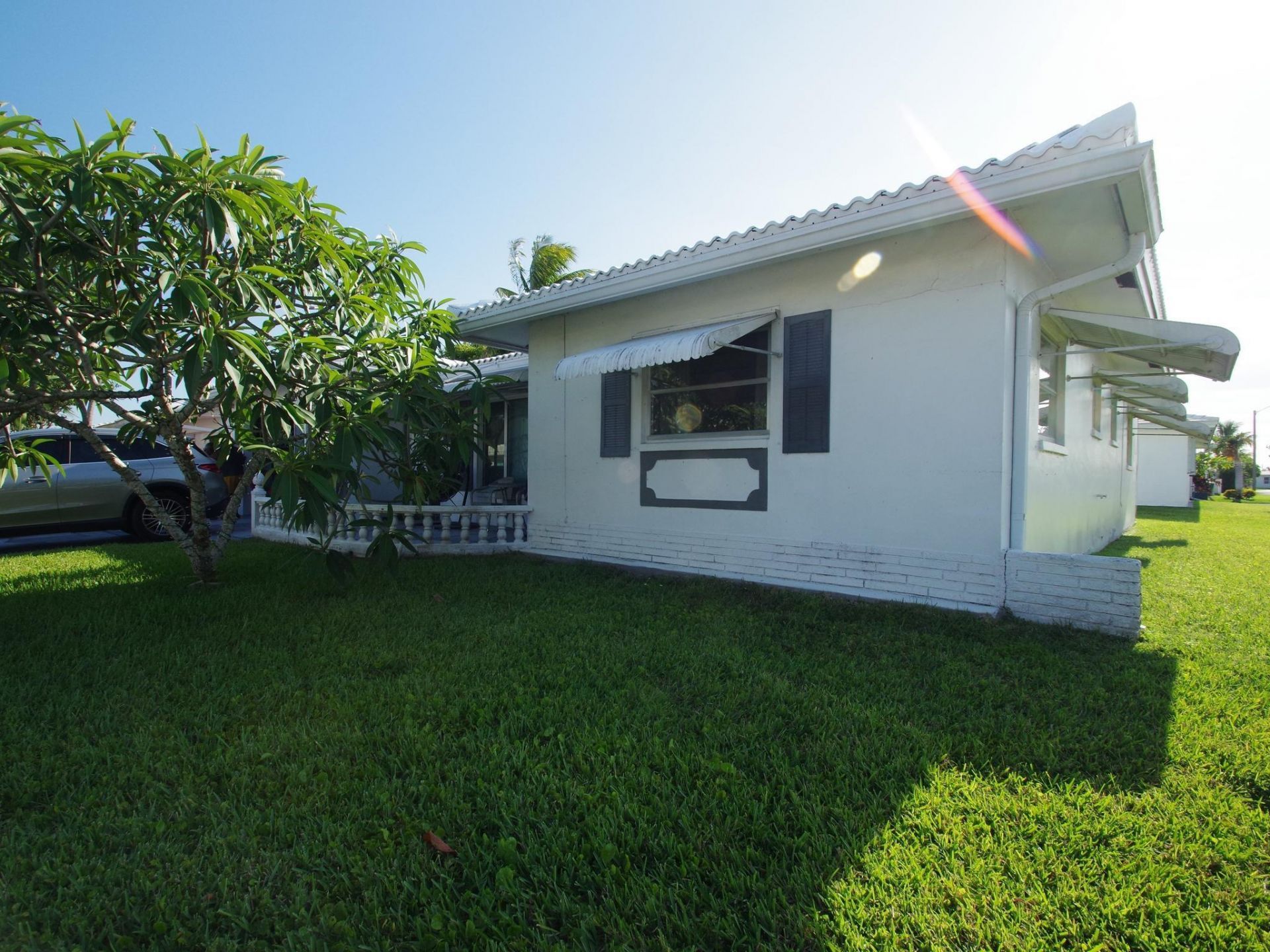 5813 NW 82nd Avenue, Tamarac, FL 33321 Photo