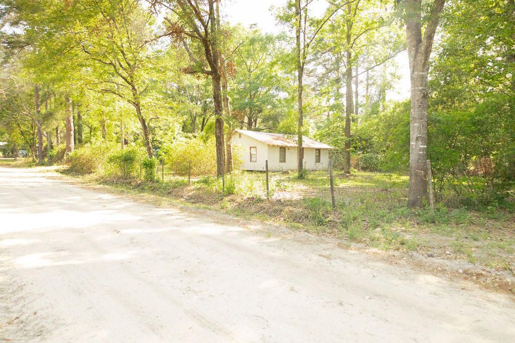 131 Clyde Circle Photo 11