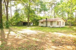 131 Clyde Circle photo 4