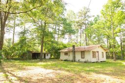 131 Clyde Circle photo 4