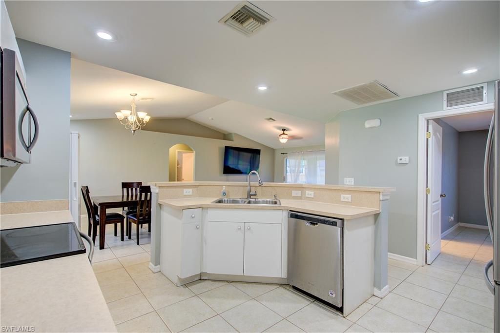 26 NE 8th Ter, Cape Coral, FL 33909 Photo
