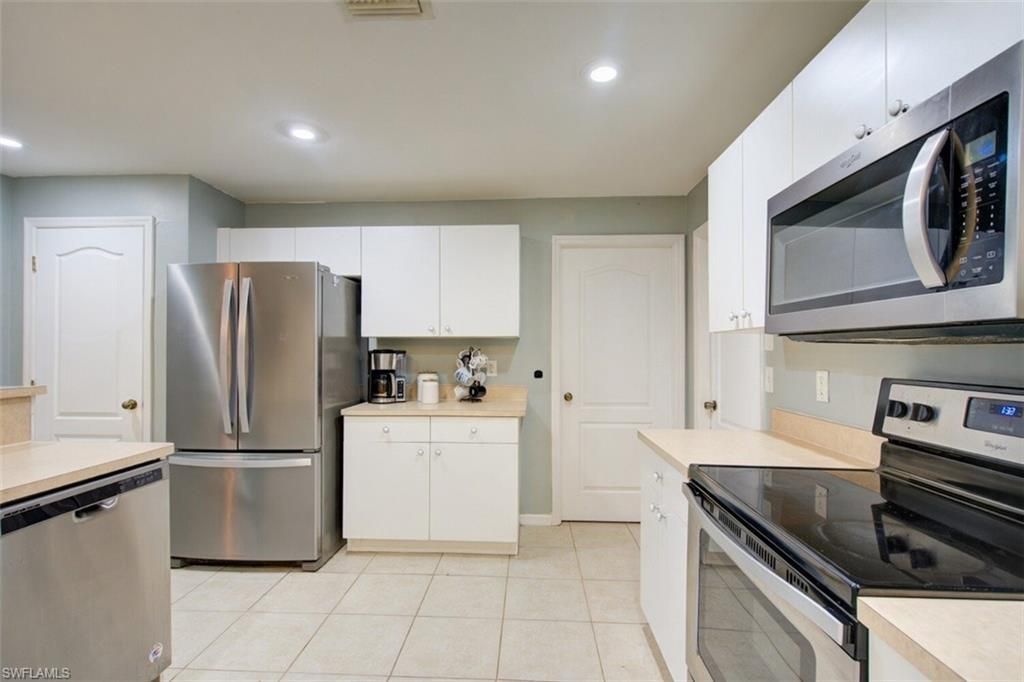 26 NE 8th Ter, Cape Coral, FL 33909 Photo