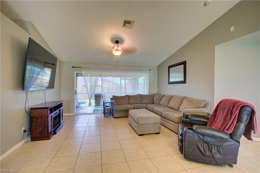 26 NE 8th Ter, Cape Coral, FL 33909 Photo