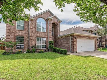 5724 Table Rock Drive, Fort Worth, TX 76131