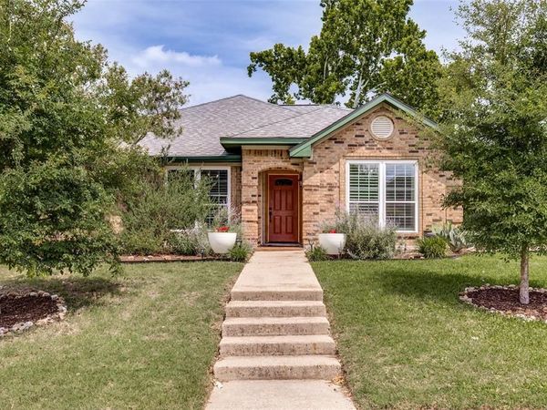 2248 Nob Hill , Carrollton, TX 75006
