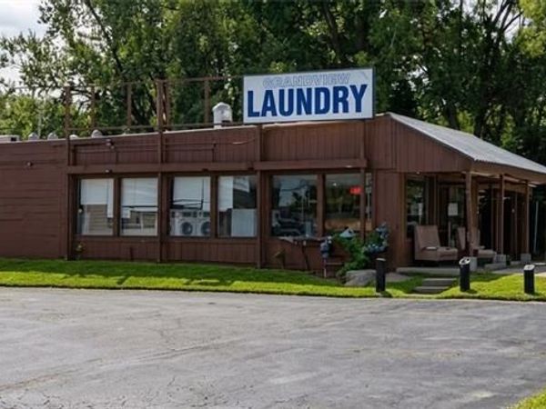1607 Little Avenue, Grandview, MO 64030