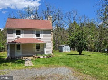 7689 LEEDS MANOR ROAD , MARSHALL, VA 20115