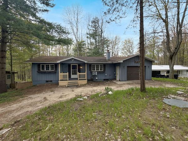 8281 Pine Tree Trail, Canadian Lakes, MI 49346