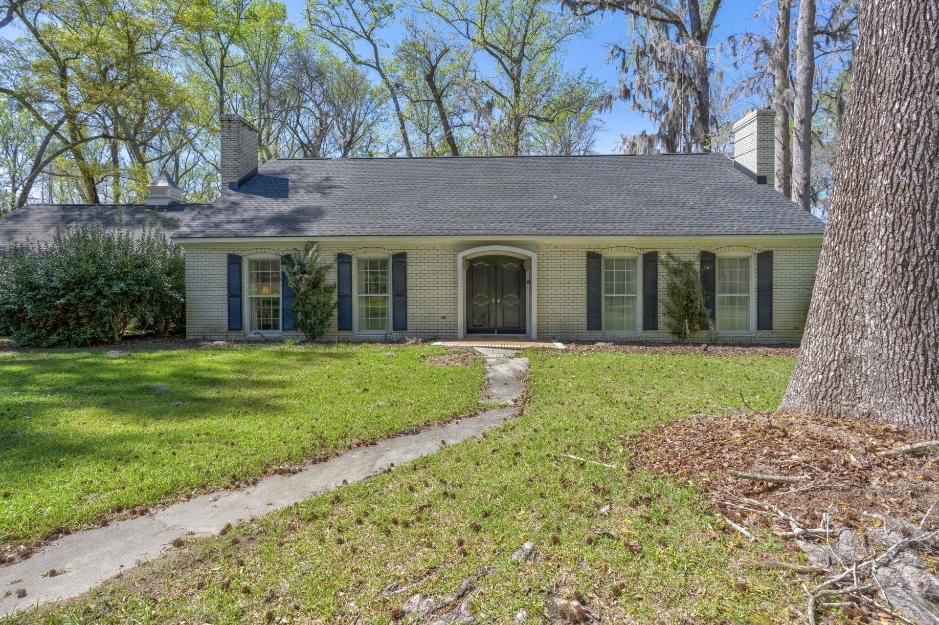 841 Googe Street Photo 4
