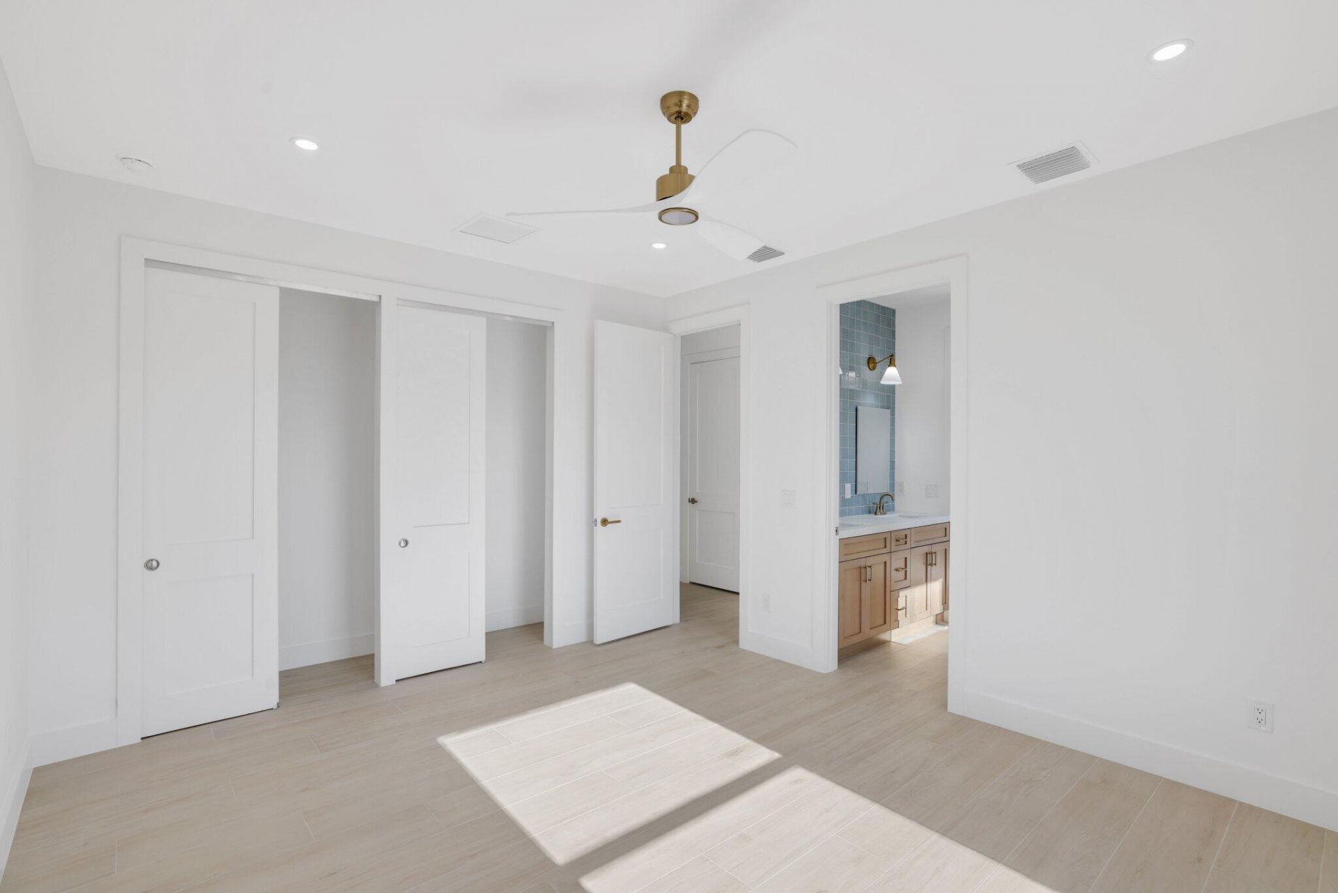 309 Claremont Lane, West Palm Beach, FL 33404 Photo