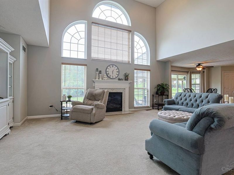 2214 Ross Estates Drive, Hamilton, OH 45013 Photo 10