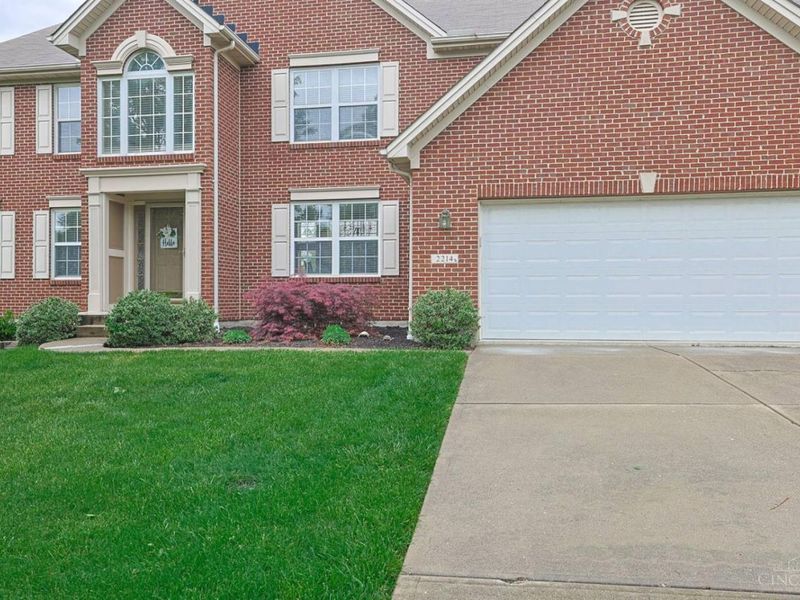 2214 Ross Estates Drive, Hamilton, OH 45013 Photo 3