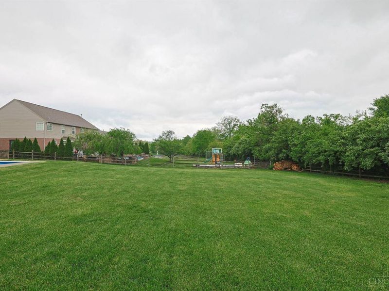 2214 Ross Estates Drive, Hamilton, OH 45013 Photo 58