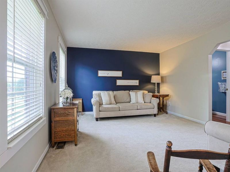 2214 Ross Estates Drive, Hamilton, OH 45013 Photo 6