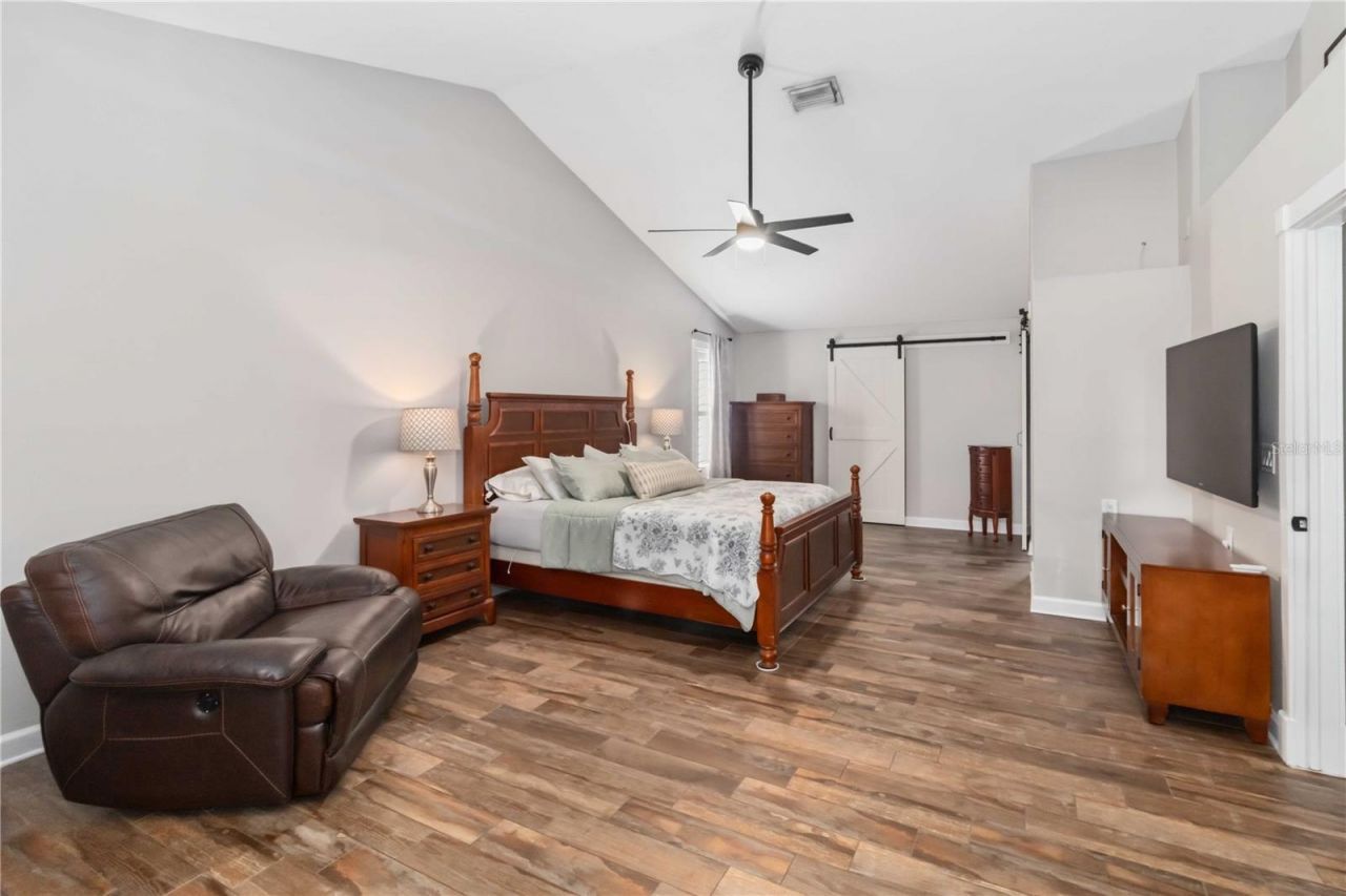 28424 Deedra Drive, Wesley Chapel, FL 33544 Photo