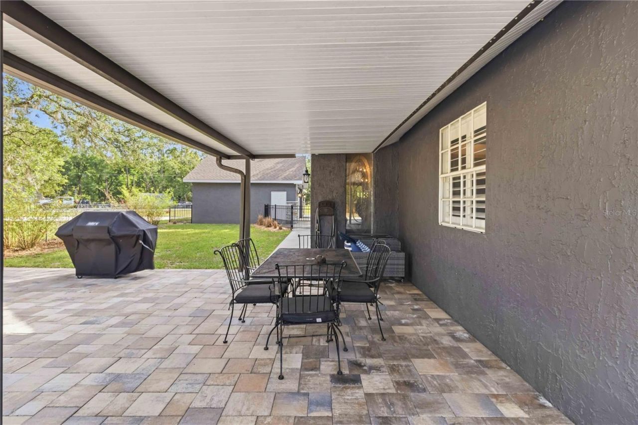 28424 Deedra Drive, Wesley Chapel, FL 33544 Photo