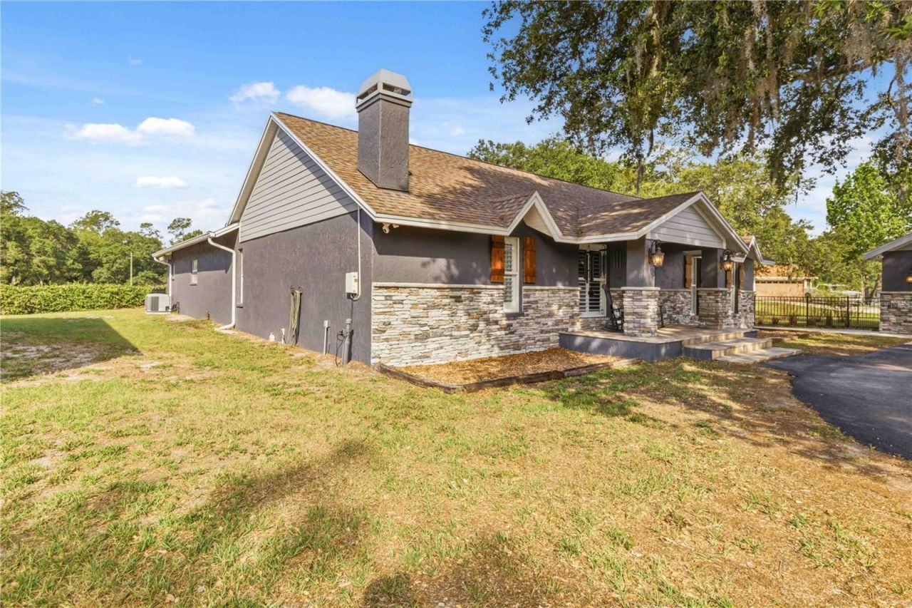 28424 Deedra Drive, Wesley Chapel, FL 33544 Photo