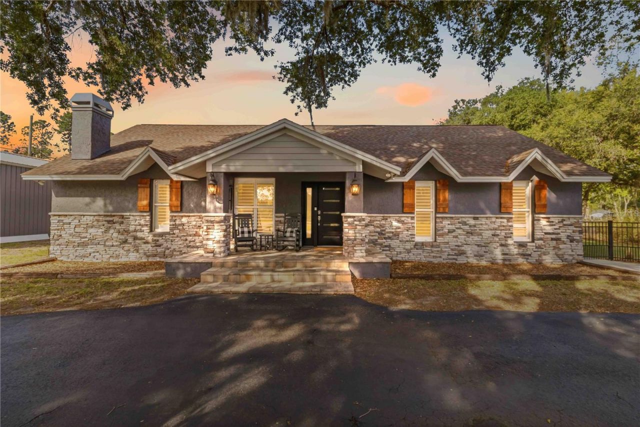 28424 Deedra Drive, Wesley Chapel, FL 33544 Photo