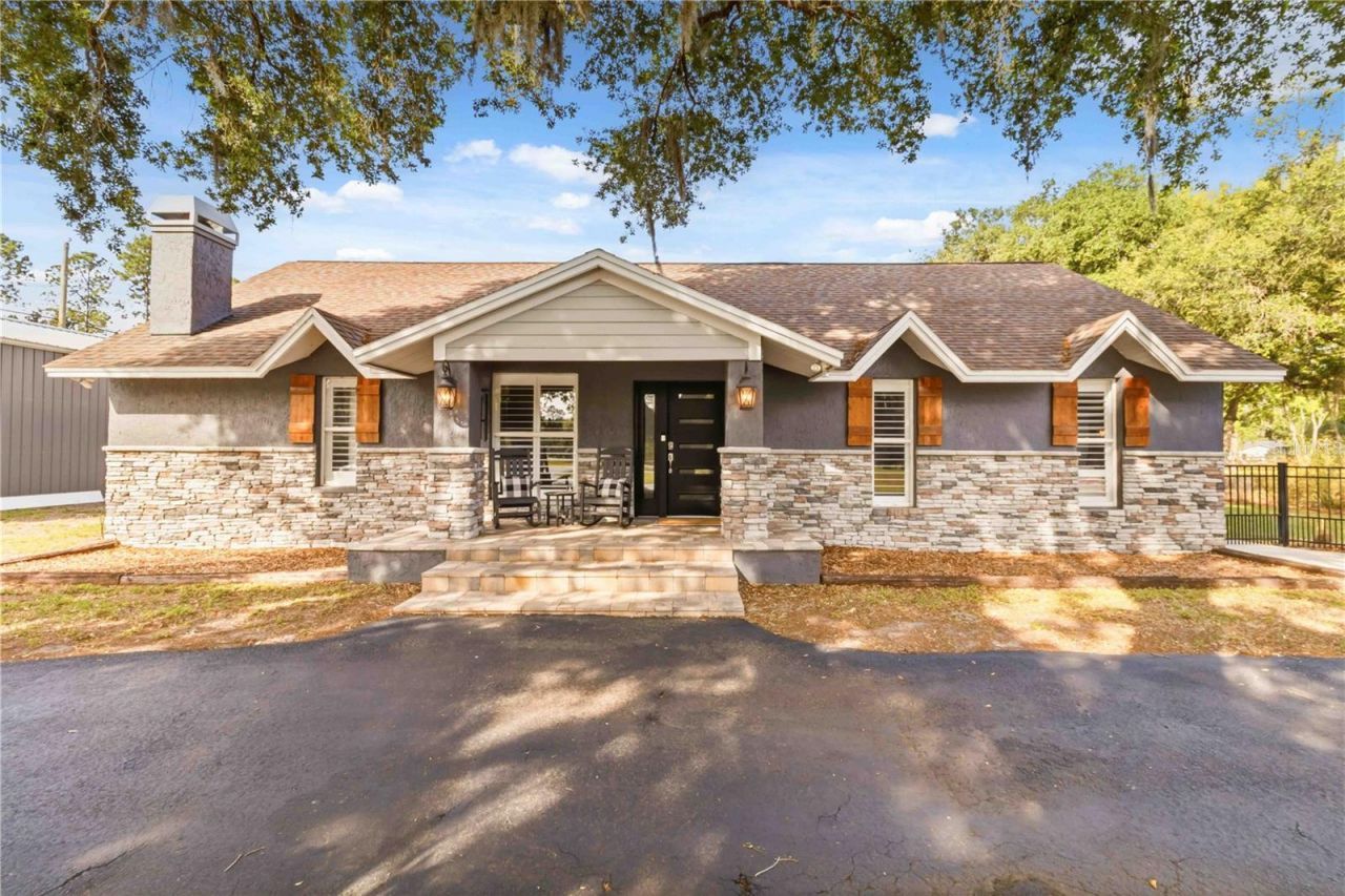 28424 Deedra Drive, Wesley Chapel, FL 33544 Photo