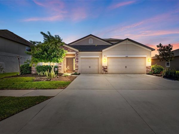 18428 MALINCHE LOOP , SPRING HILL, FL 34610