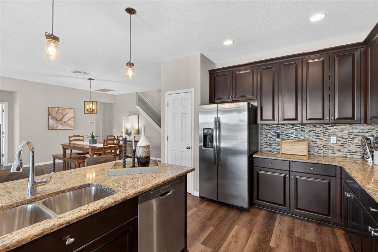 18428 Malinche Loop , Spring Hill, FL 34610 Photo