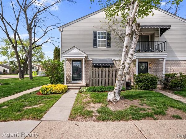 24755 Meadow Lane, Harrison Twp, MI 48045