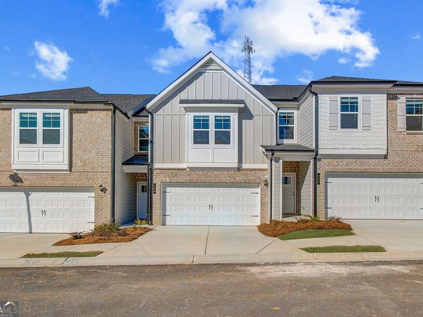 671 Treasure Drive, Stockbridge, GA 30281