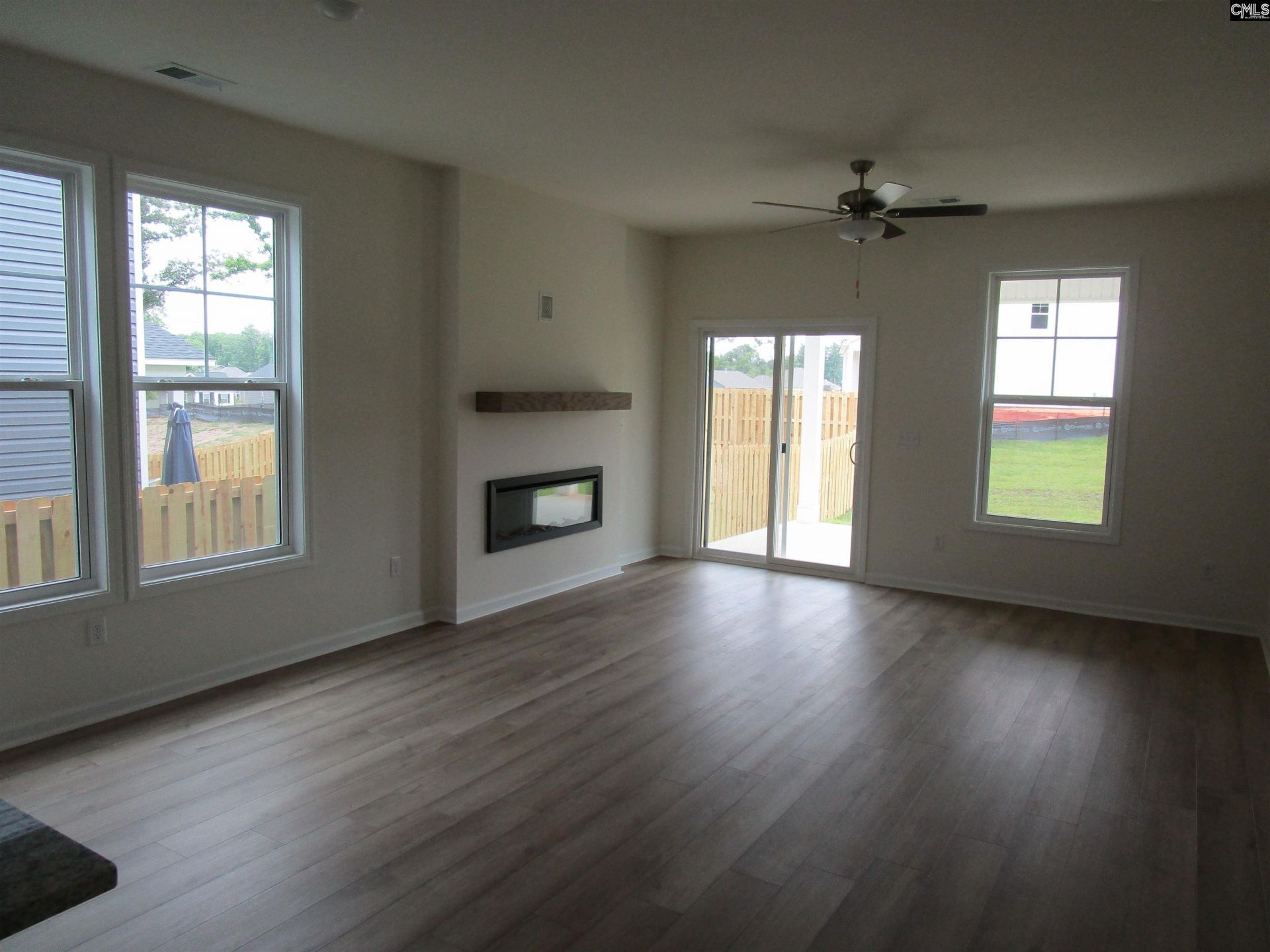 575 Griffon Drive Photo 8