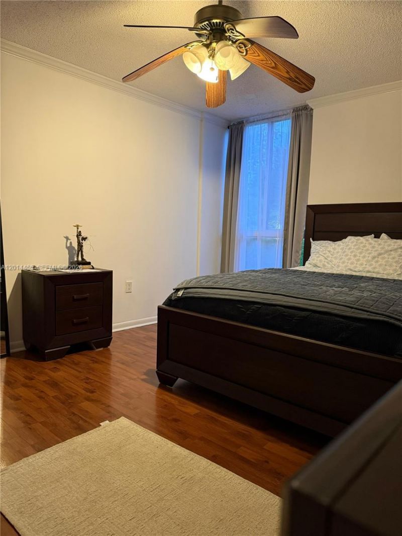6955 NW 186th St , Unit F402, Hialeah, FL 33015 Photo