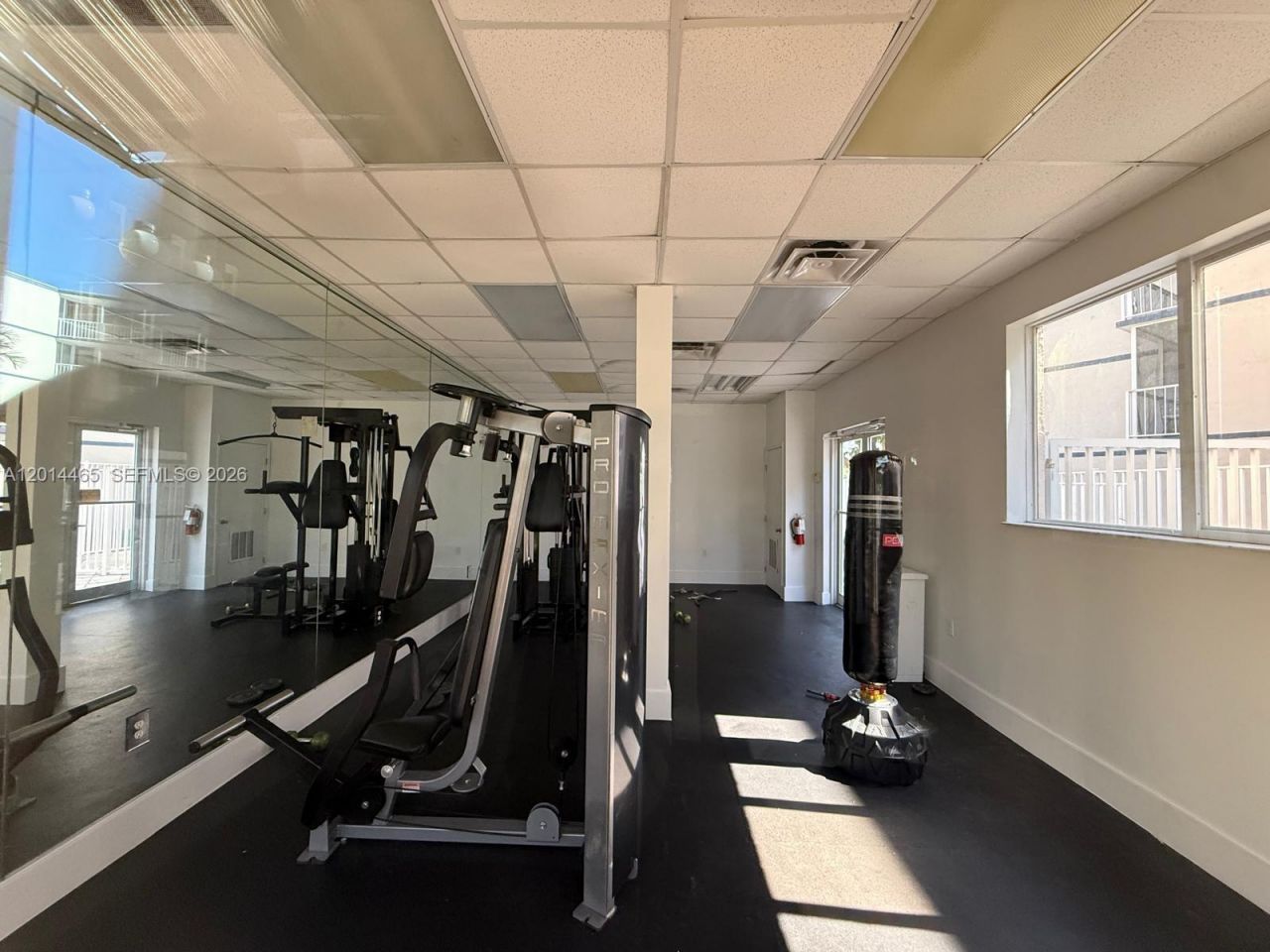 6955 NW 186th St , Unit F402, Hialeah, FL 33015 Photo