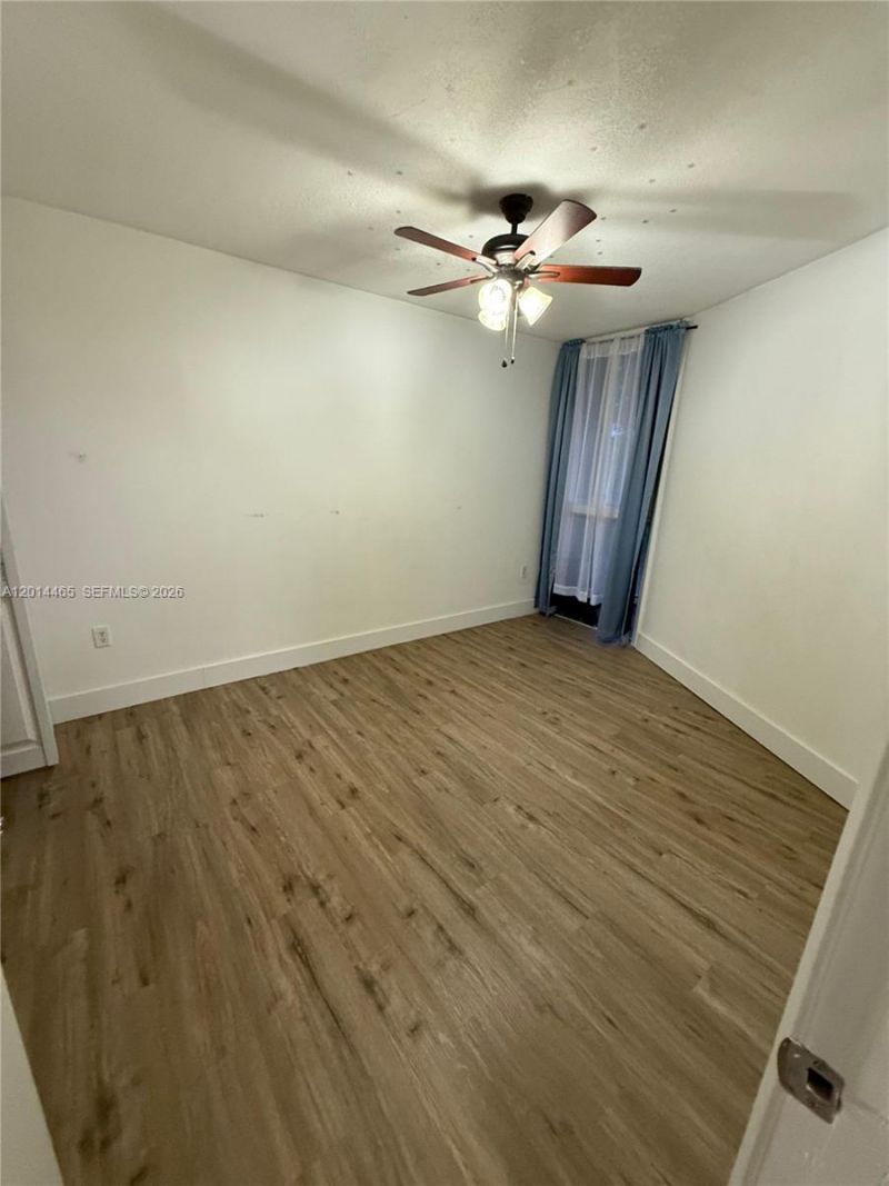 6955 NW 186th St , Unit F402, Hialeah, FL 33015 Photo