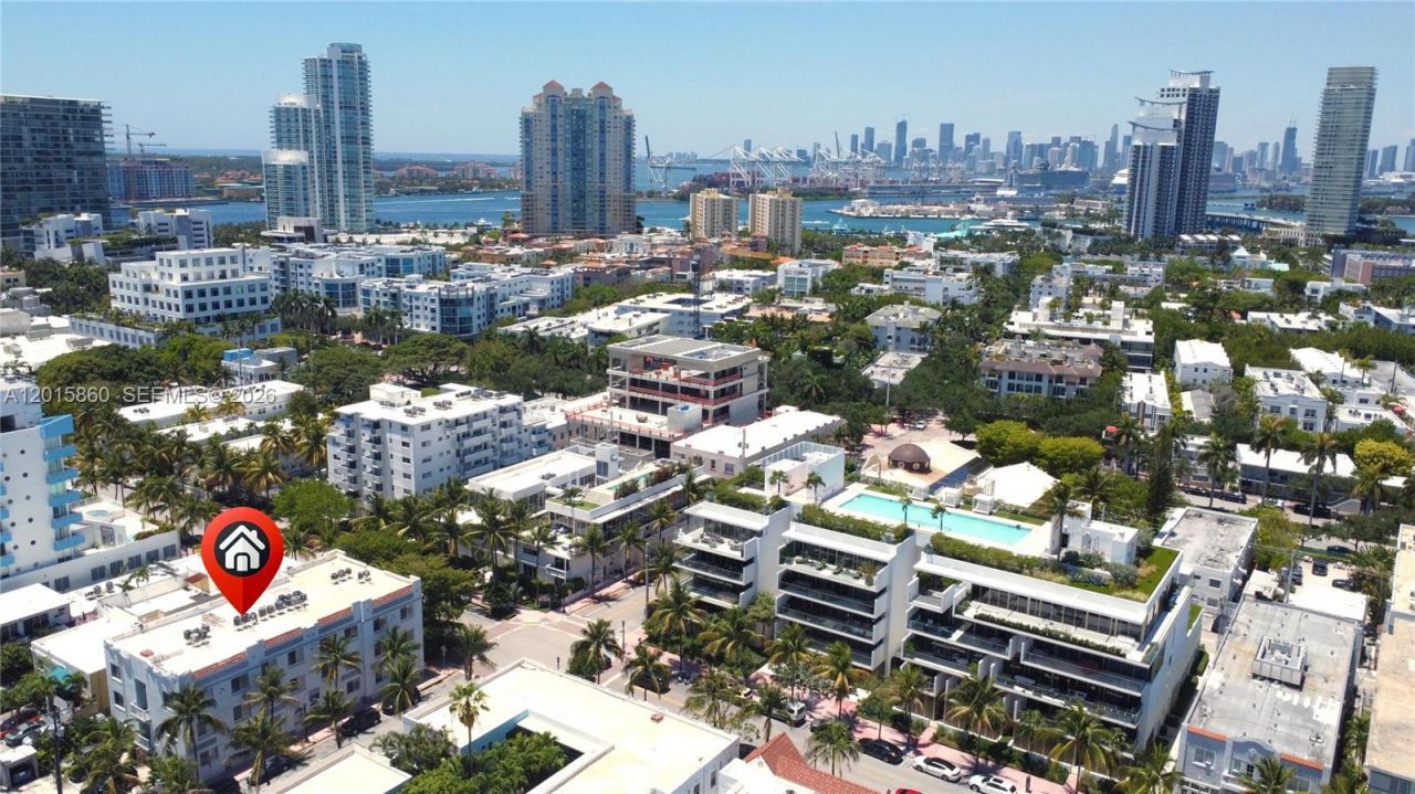130 3rd St , Unit 205, Miami Beach, FL 33139 Photo