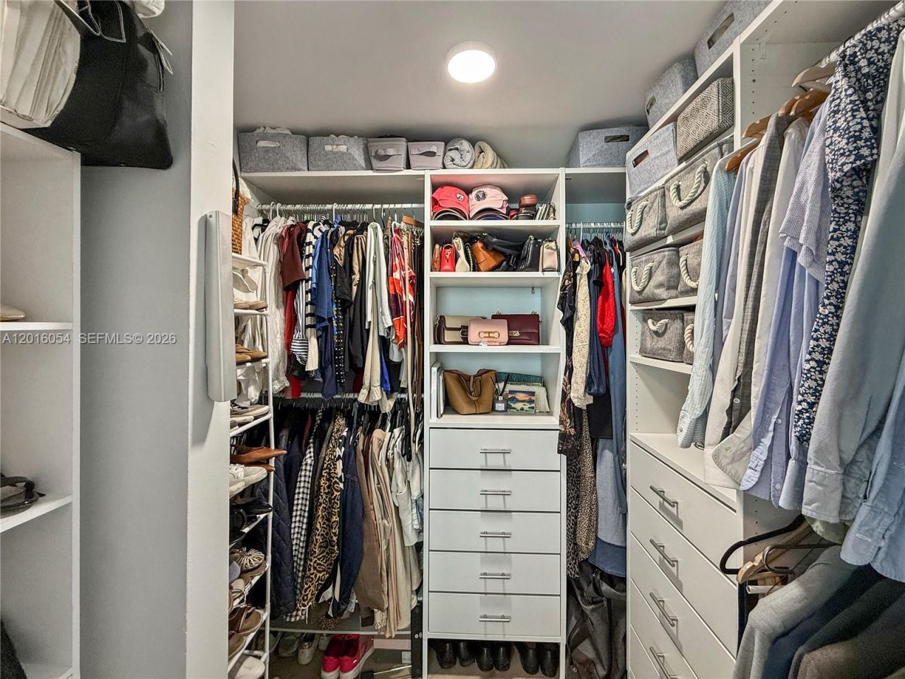 300 S Biscayne Blvd, Unit T-1705, Miami, FL 33131 Photo