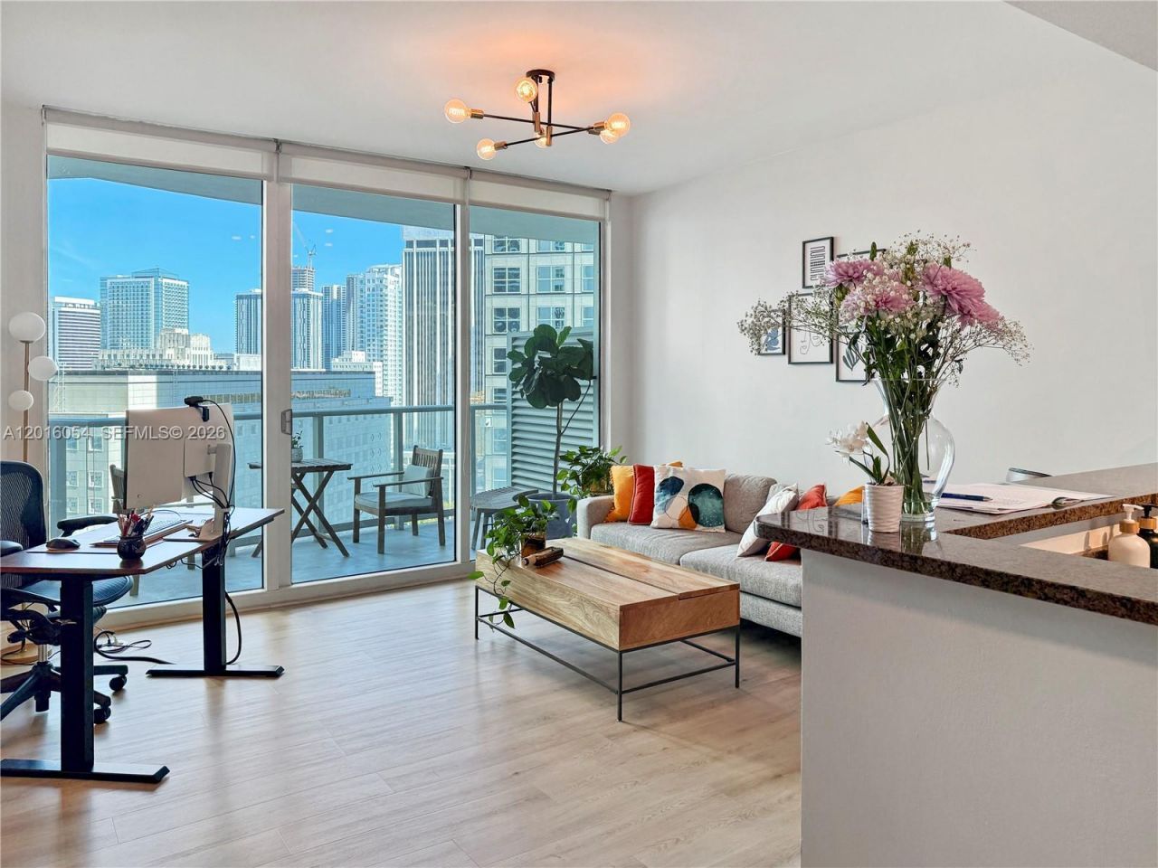 300 S Biscayne Blvd, Unit T-1705, Miami, FL 33131 Photo