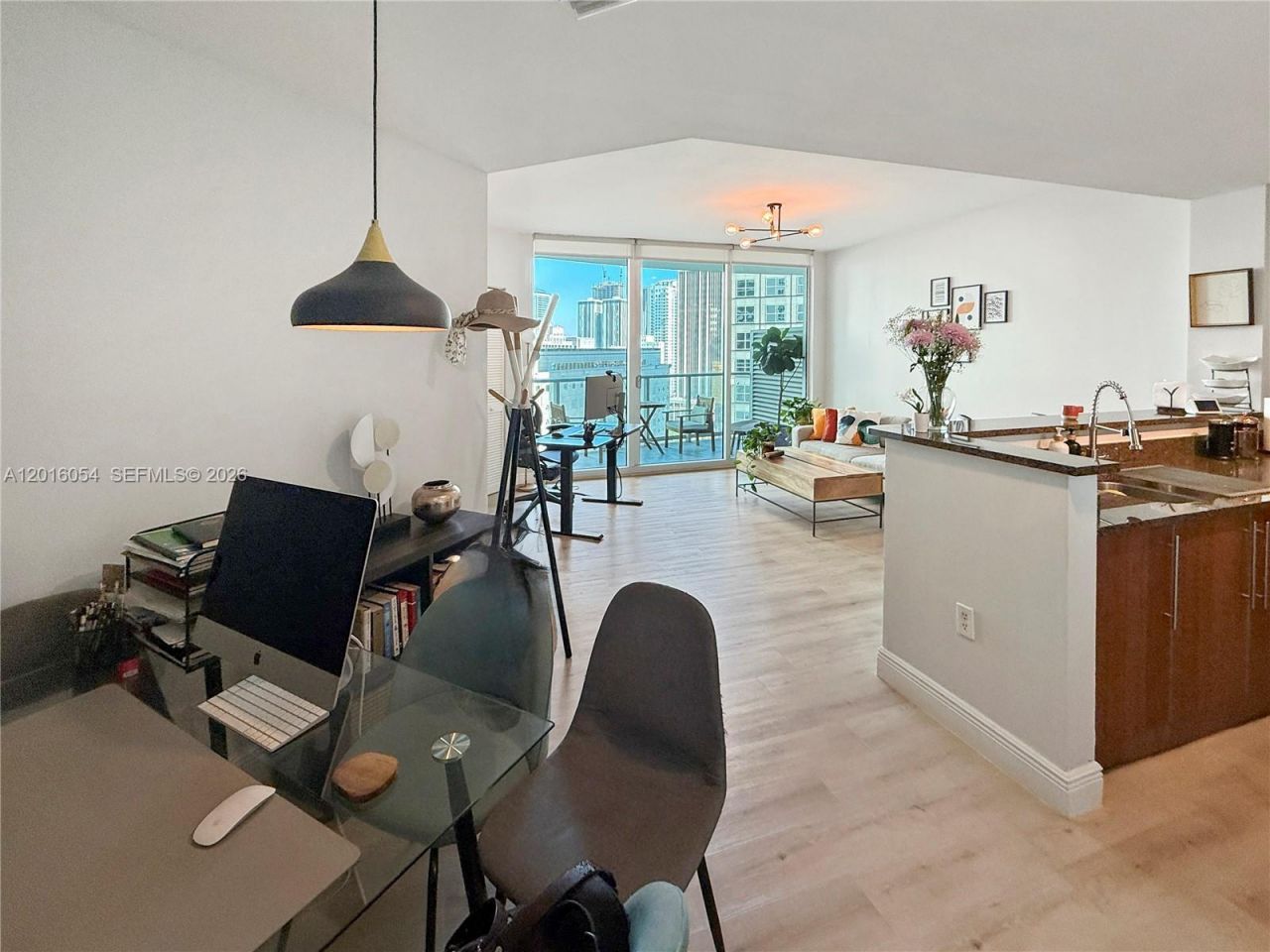 300 S Biscayne Blvd, Unit T-1705, Miami, FL 33131 Photo