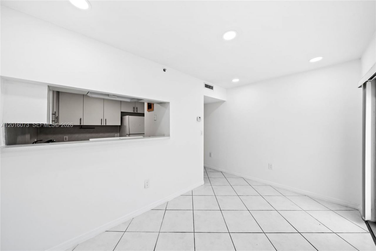 12635 SW 91st St , Unit 208, Miami, FL 33186 Photo