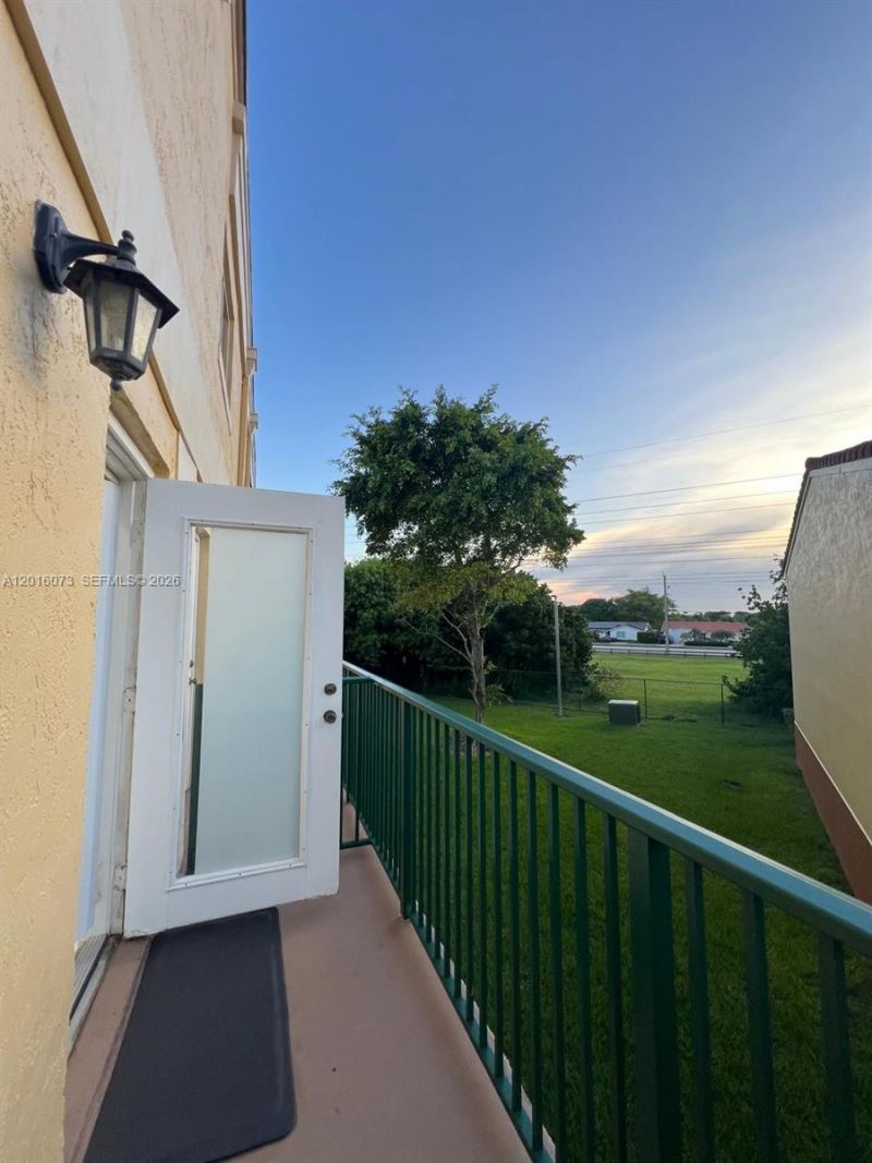 12635 SW 91st St , Unit 208, Miami, FL 33186 Photo