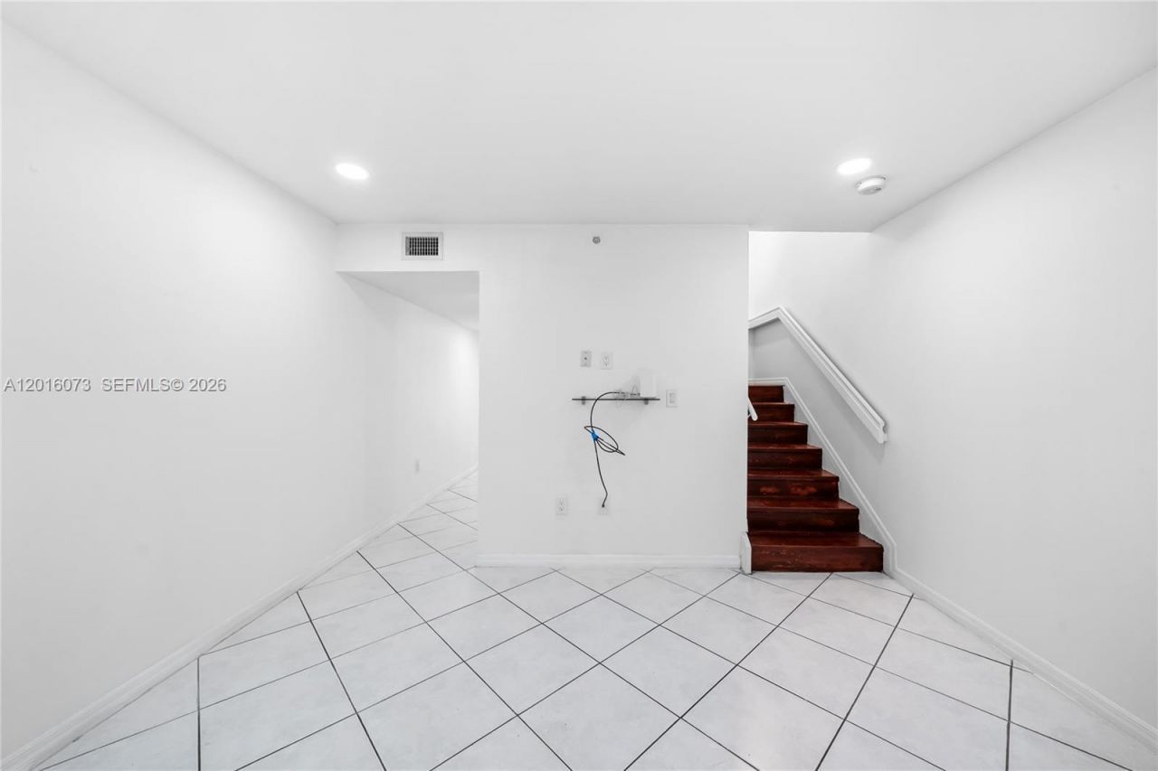 12635 SW 91st St , Unit 208, Miami, FL 33186 Photo