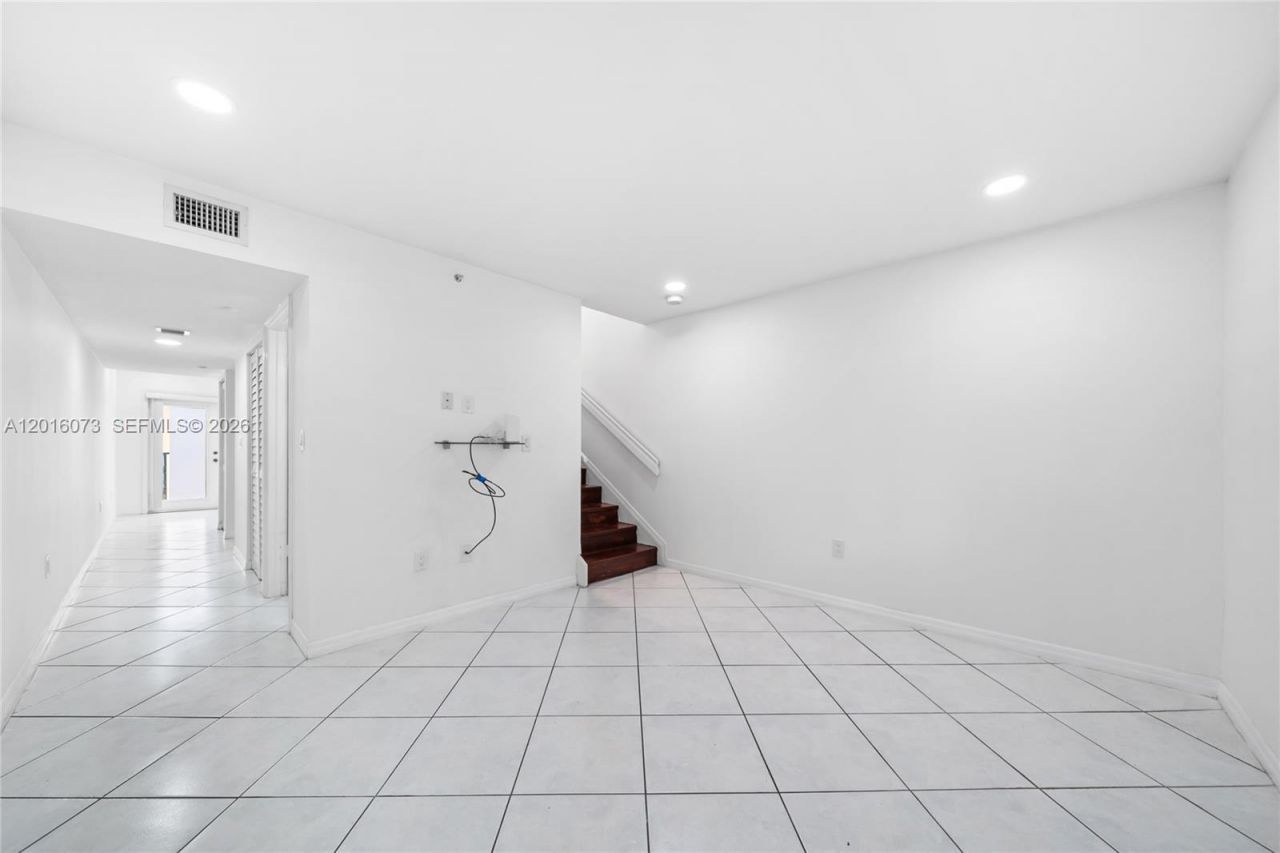 12635 SW 91st St , Unit 208, Miami, FL 33186 Photo