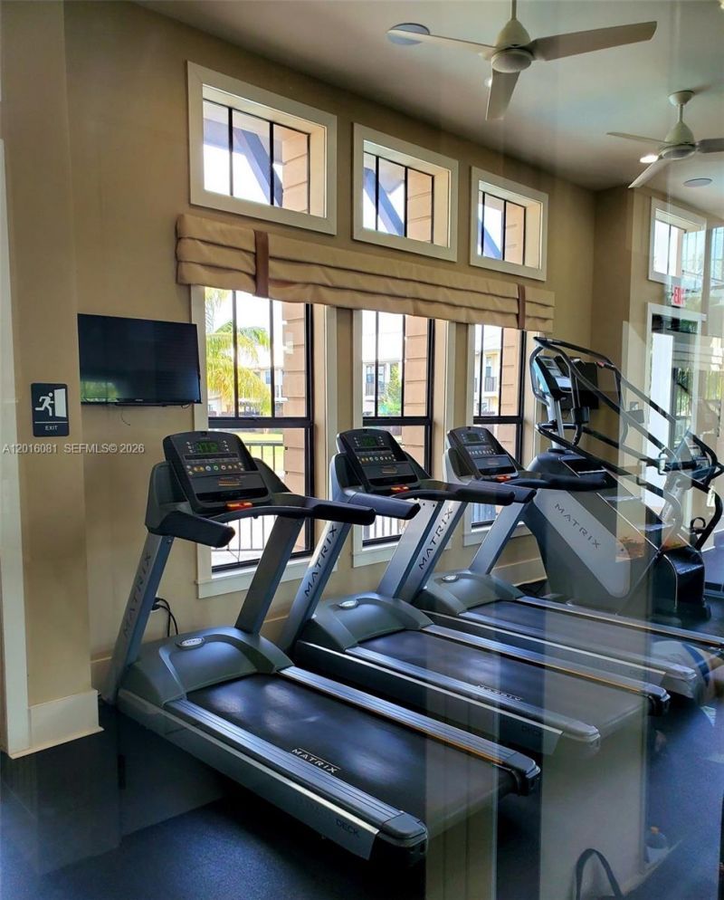 5810 NW 104th Path, Unit 5810, Doral, FL 33178 Photo