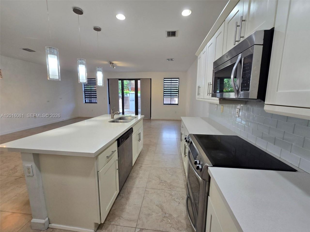 5810 NW 104th Path, Unit 5810, Doral, FL 33178 Photo