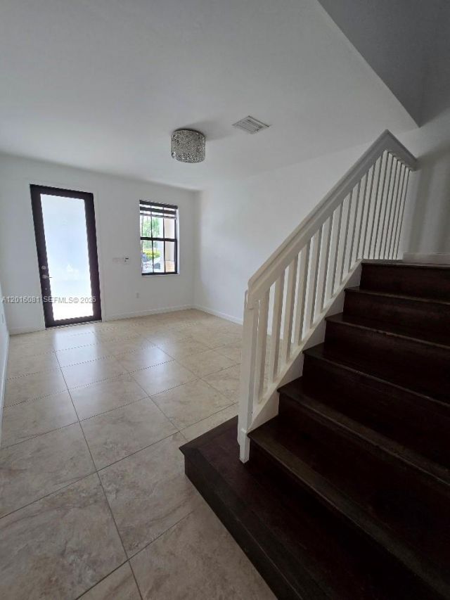 5810 NW 104th Path, Unit 5810, Doral, FL 33178 Photo