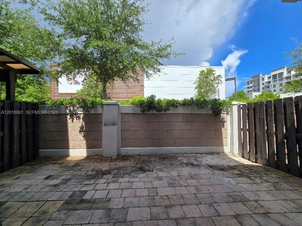 5810 NW 104th Path, Unit 5810, Doral, FL 33178 Photo
