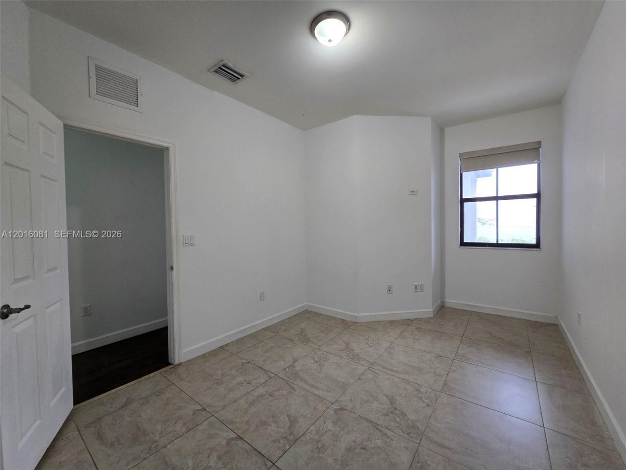 5810 NW 104th Path, Unit 5810, Doral, FL 33178 Photo