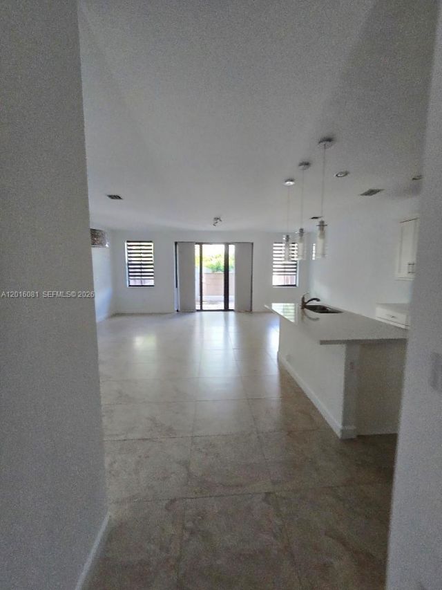 5810 NW 104th Path, Unit 5810, Doral, FL 33178 Photo