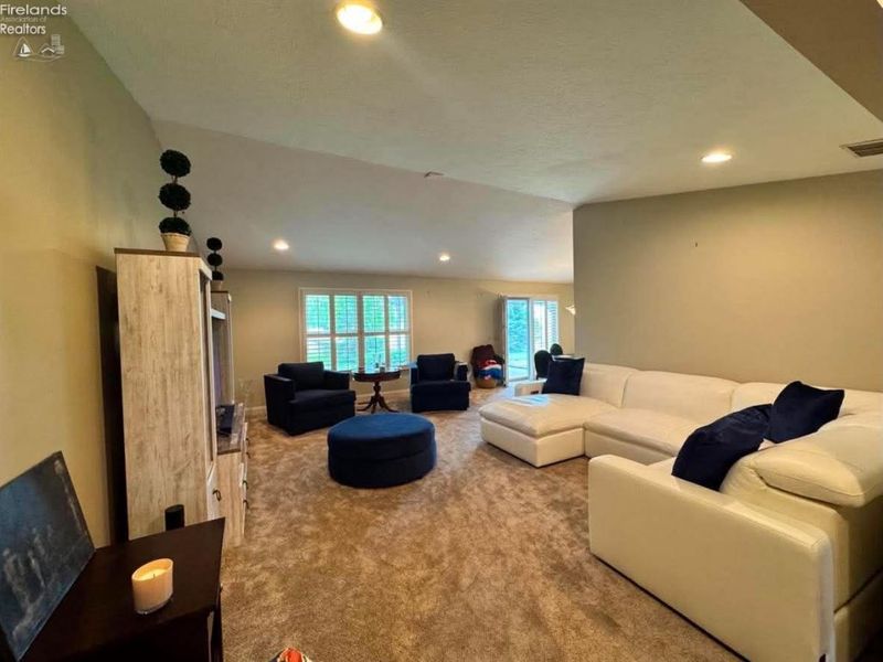 1724 Courtney Lane, Huron, OH 44839 Photo 4